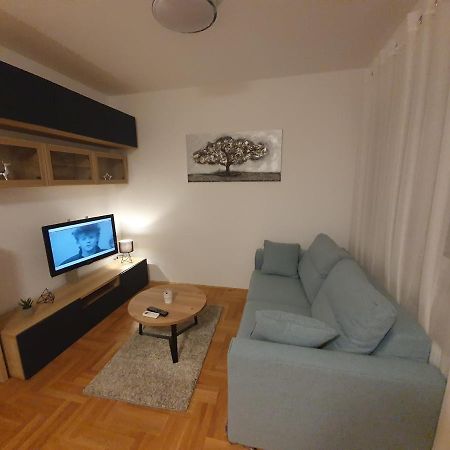 Apartman Luka Zagreb Extérieur photo