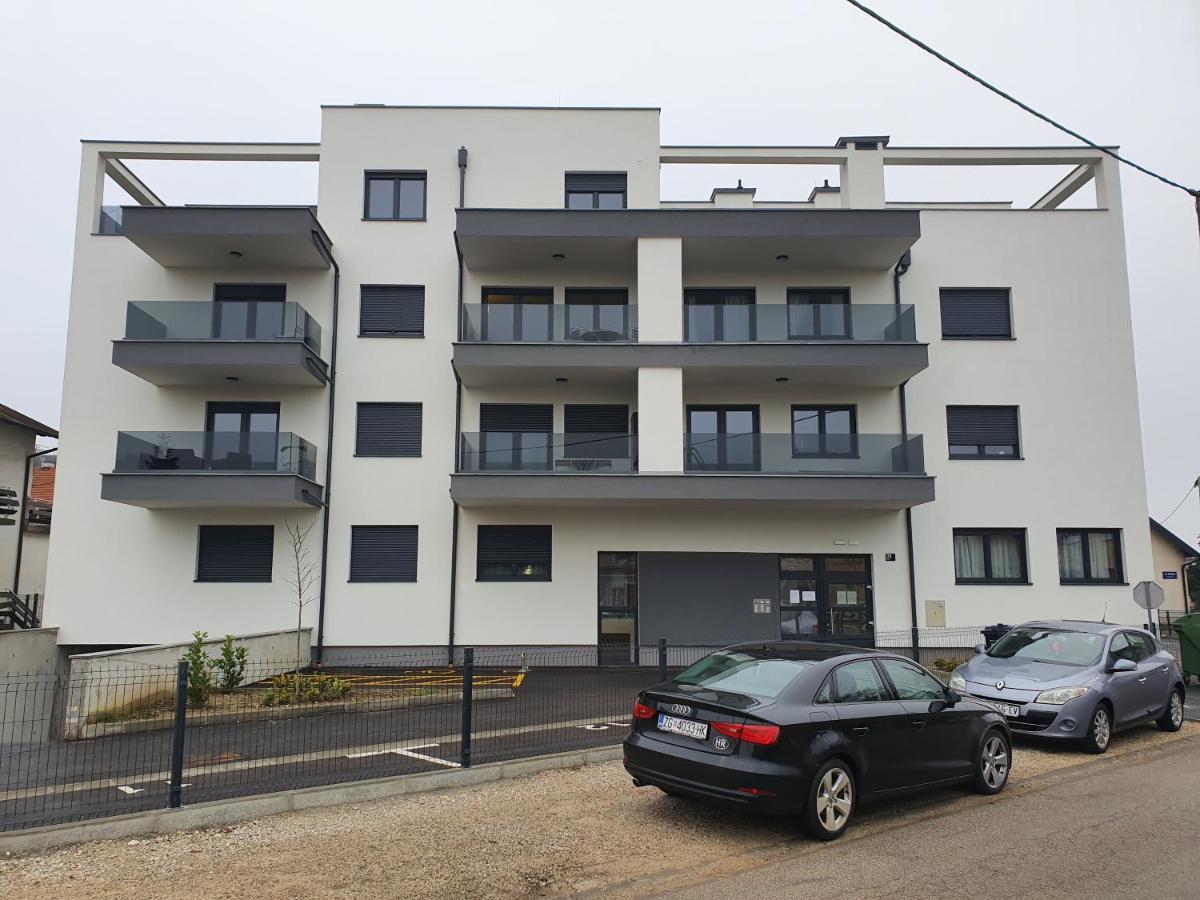 Apartman Luka Zagreb Extérieur photo